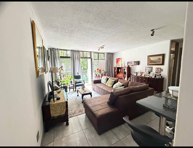 2 BEDROOM APARTMENT FOR SALE IN KILNER PARK